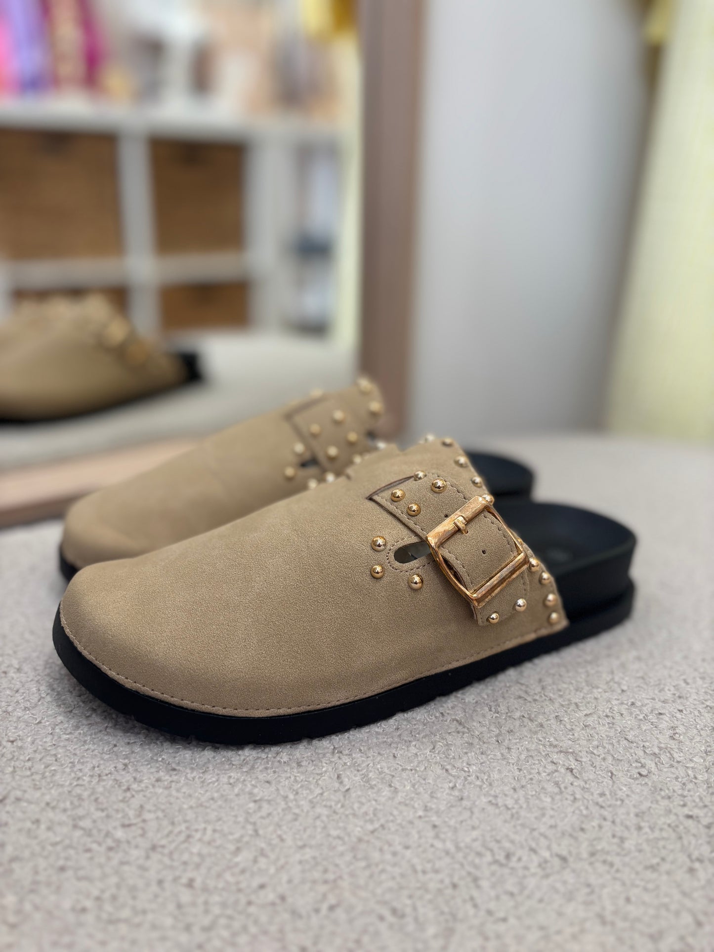 Mules - beige