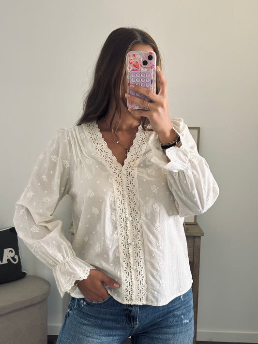 Blouse à Détails Brodés & Fleurs - Crème